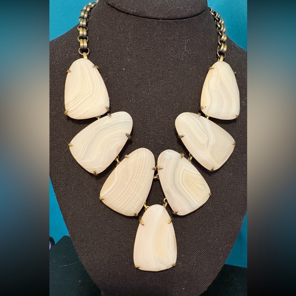 Kendra Scott necklace white banded agate brass chain up to 21” heavy - very nice